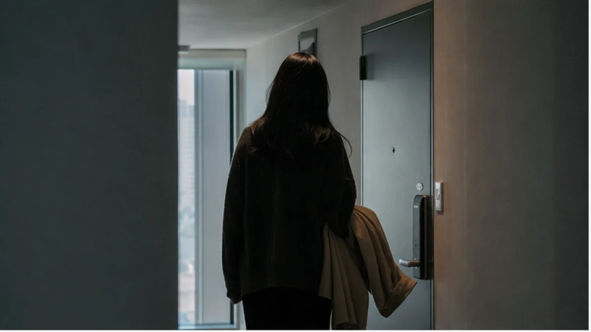 매달려 붙잡은 관계가 불안하다면 관련 이미지